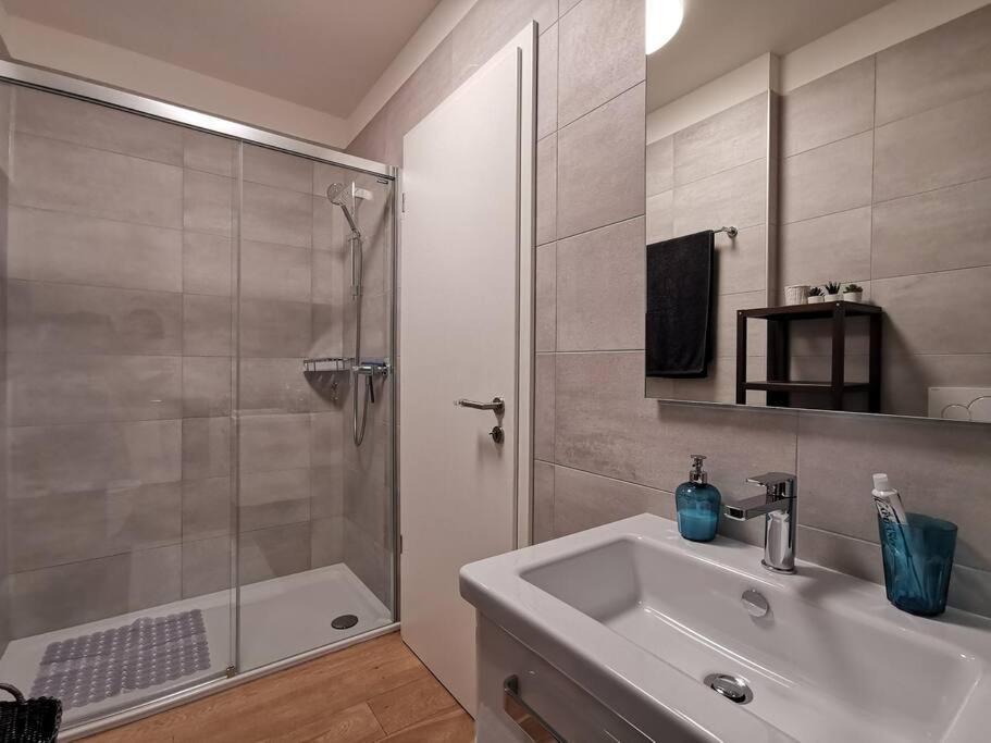 Experience The Loft! Loft 18, Downtown, Near The Lake Free Parking Available Lugano Exterior photo